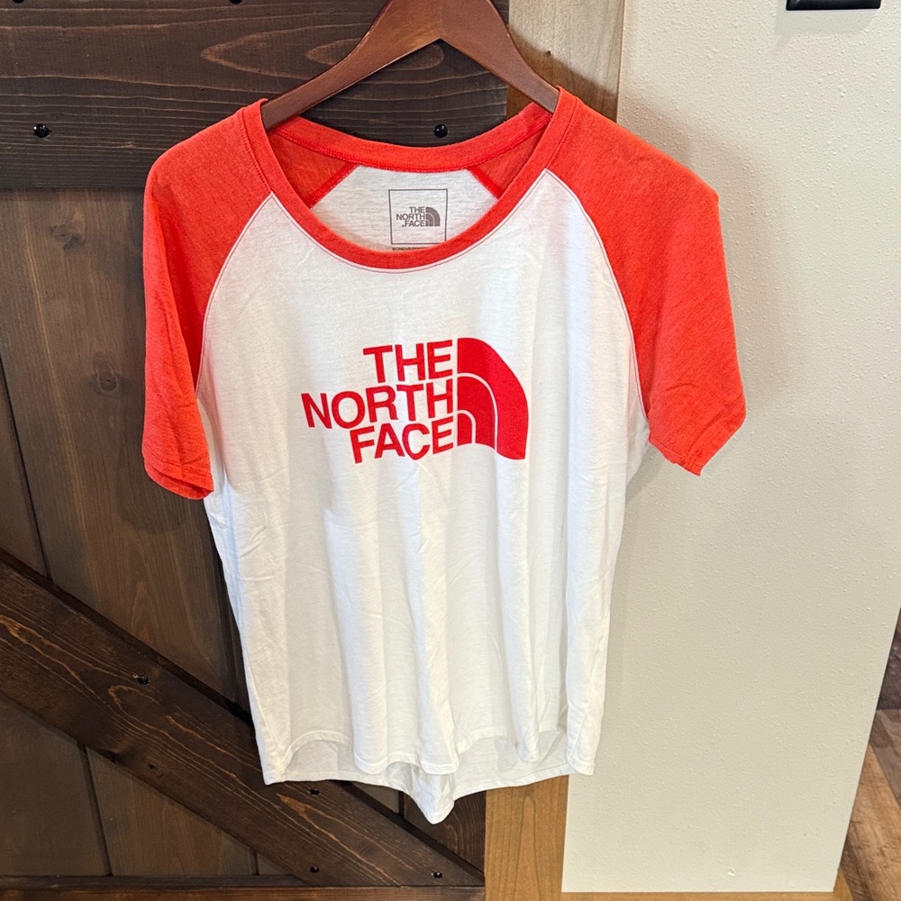 The North Face Orange and White Raglan T-Shirt size L